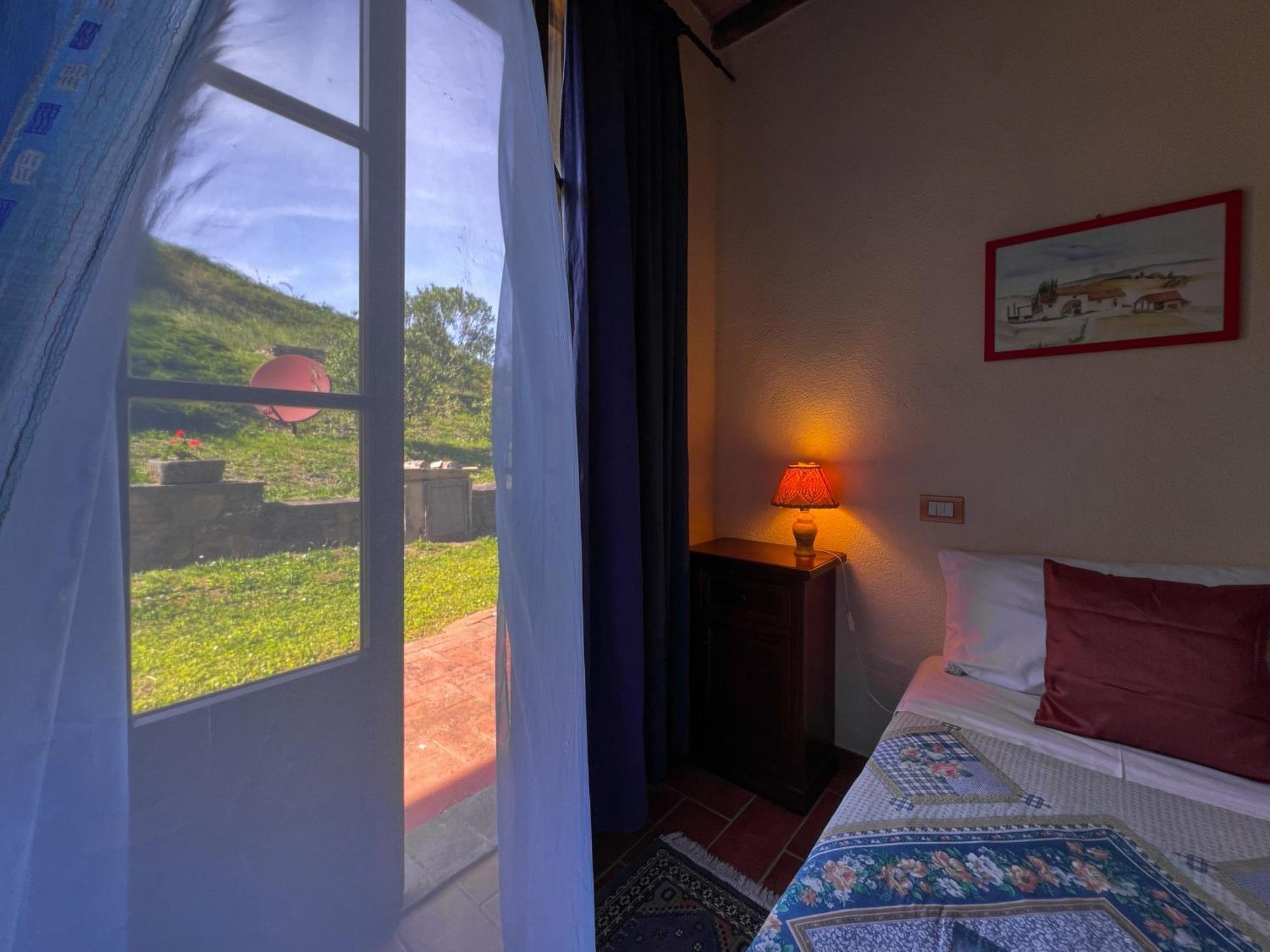 Agriturismo Lucertola Montecatini Val di Cecina Pokoj fotografie